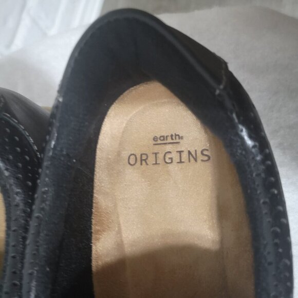 Earth Origins Ladies Size 6.5 Black with Side Zippers Cushioned Insole Loafers - Picture 2 of 8